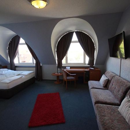 Hotel Bauschheimer Hof Rüsselsheim Εξωτερικό φωτογραφία