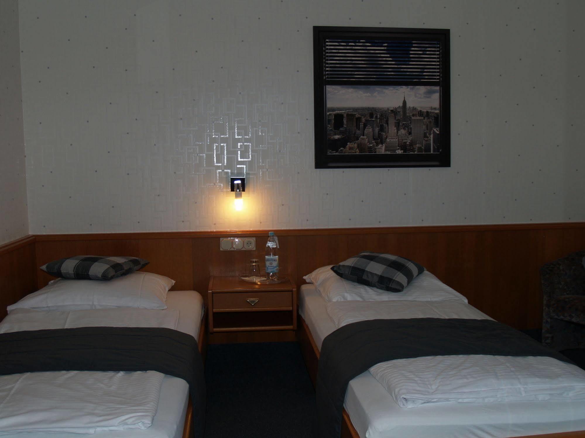 Hotel Bauschheimer Hof Rüsselsheim Εξωτερικό φωτογραφία