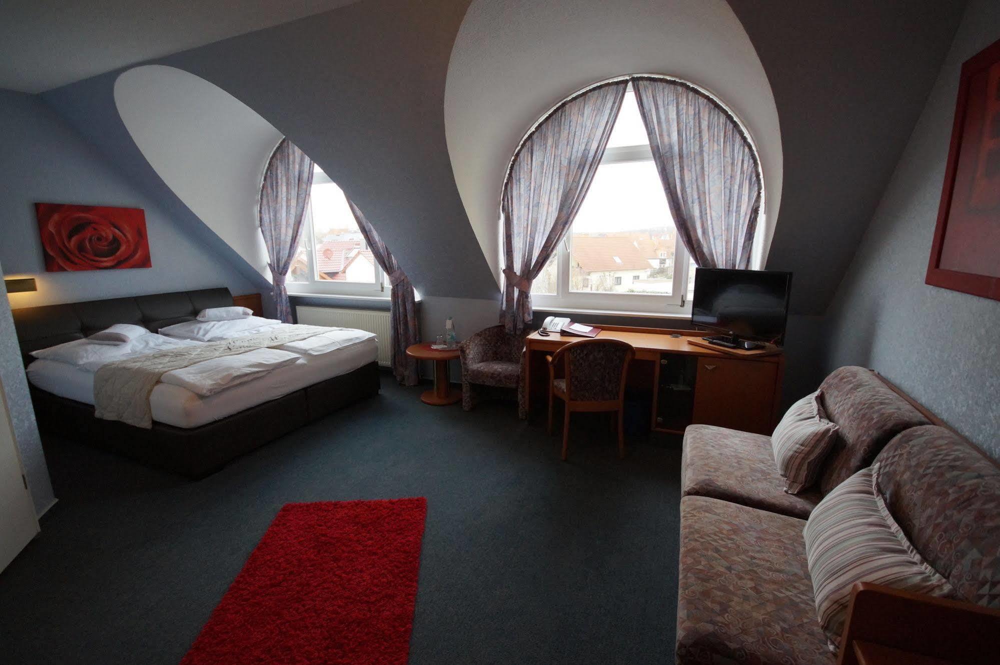 Hotel Bauschheimer Hof Rüsselsheim Εξωτερικό φωτογραφία