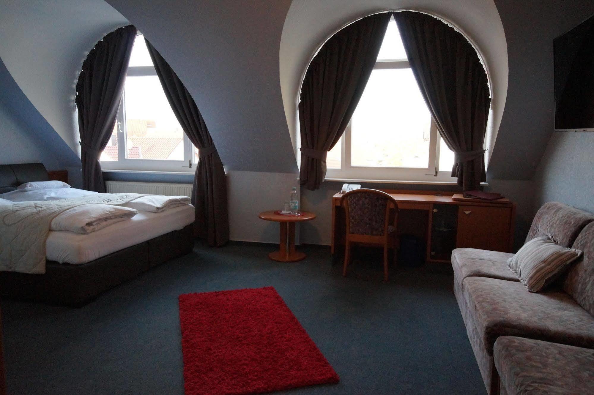 Hotel Bauschheimer Hof Rüsselsheim Εξωτερικό φωτογραφία